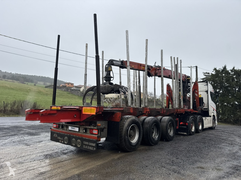 شاحنة مفصلية Scania