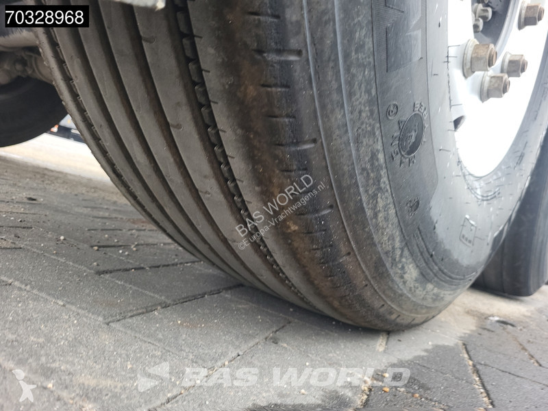 نصف مقطورة Schmitz Cargobull SCB*S3D Lift Axle...
