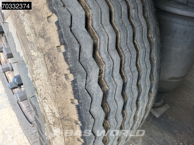 نصف مقطورة Schmitz Cargobull SCB*S3T 3 axles...