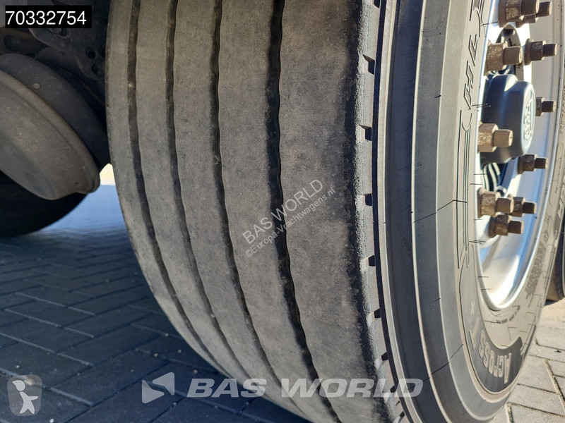 نصف مقطورة Kässbohrer XS Tailgate Koffer BPW