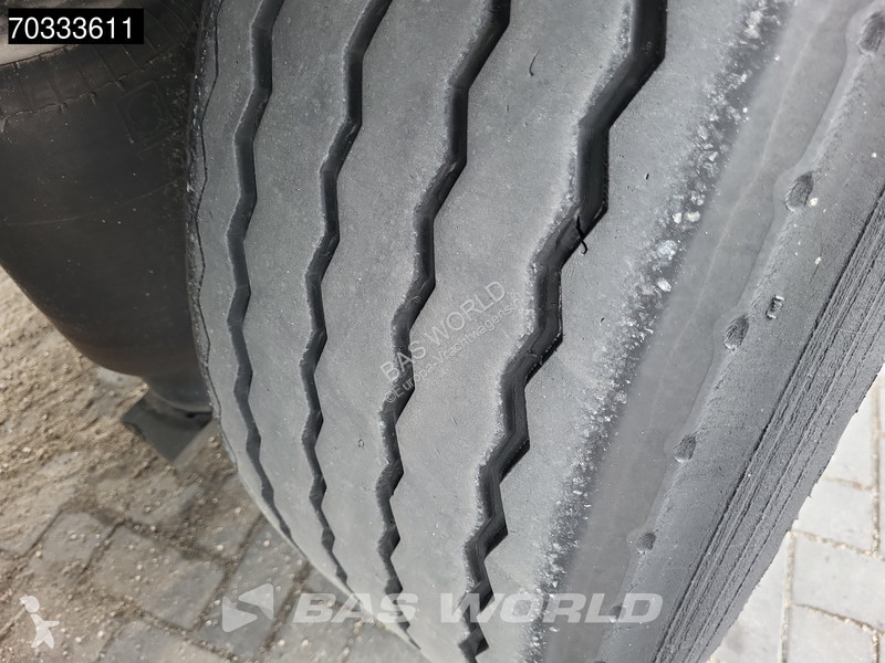 نصف مقطورة Schmitz Cargobull SCB*S3T 3 axles