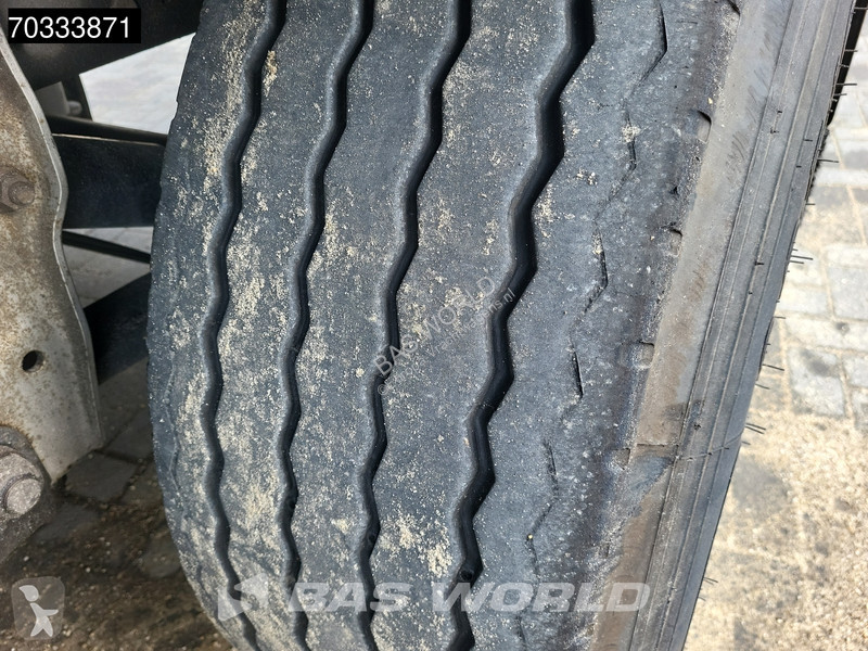 نصف مقطورة Schmitz Cargobull SCB*S3T 3 axles...