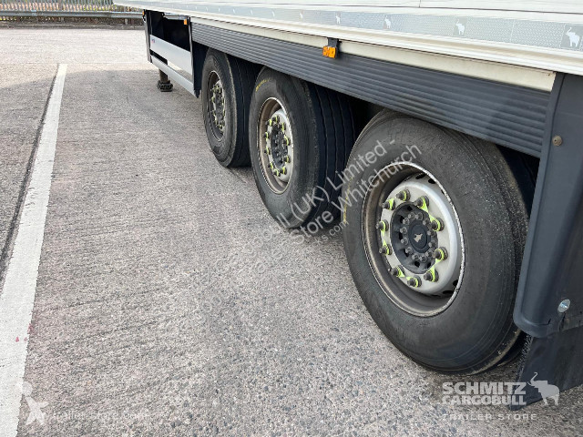 Oplegger Schmitz Cargobull Reefer Standard