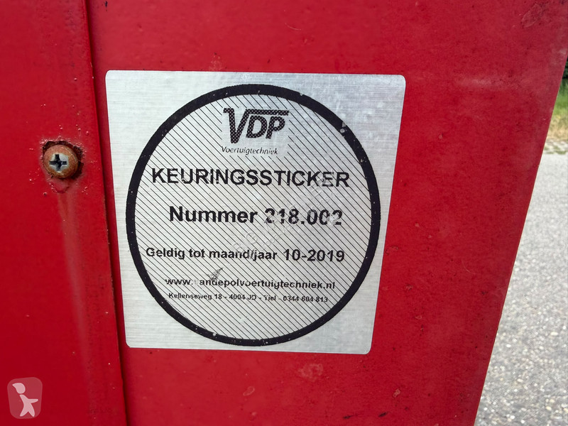 Uitrusting voor vrachtwagens  Twint Vacuum tank