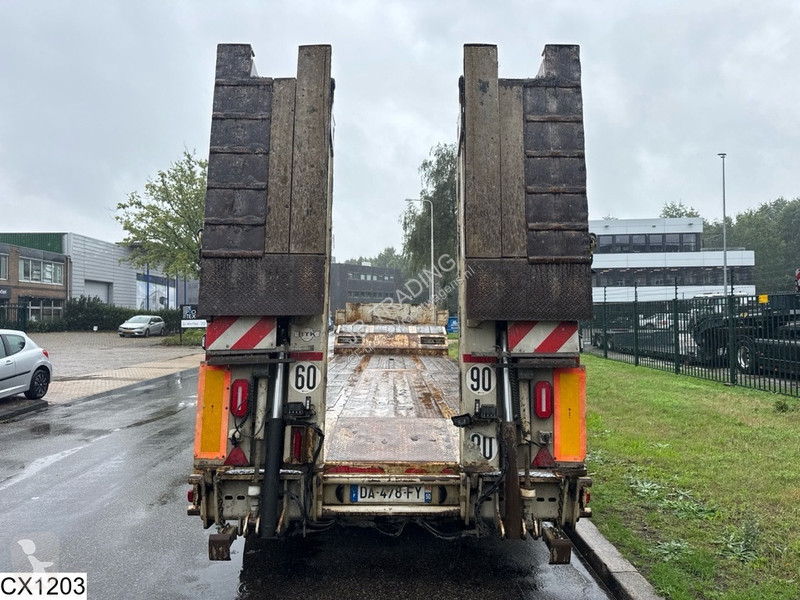 Porte engins Kaiser Lowbed 57,000 kg, steering...