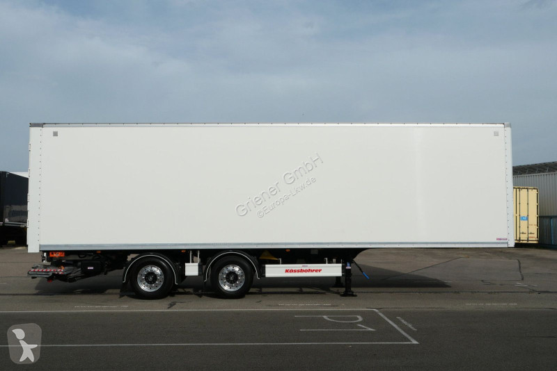 Návěs Kässbohrer XJ2 /CITY KOFFER/LBW 2500 kg...