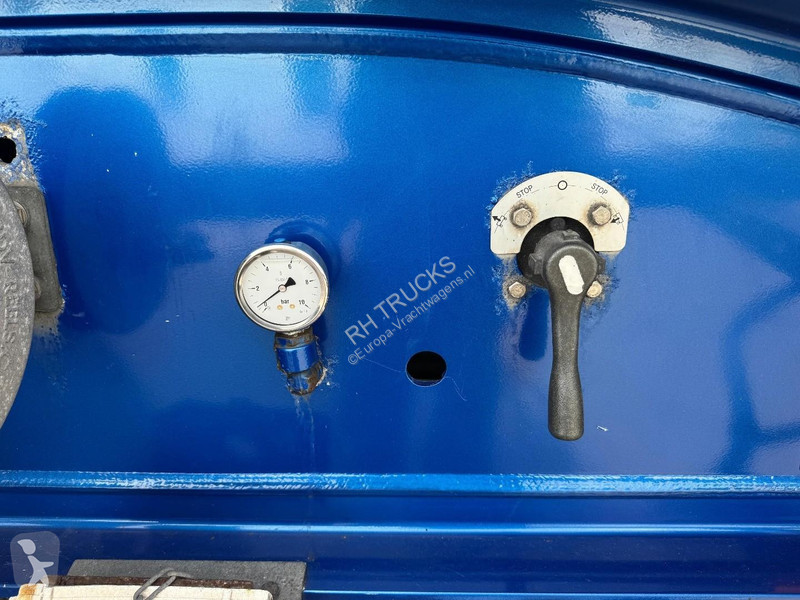 Félpótkocsi LAG O-3-40 02 3 AXLE - 61.000 LITER...