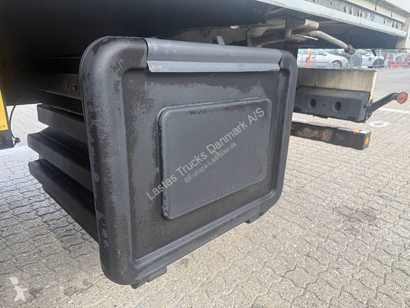 Félpótkocsi Schmitz Cargobull Boxtrailer /...