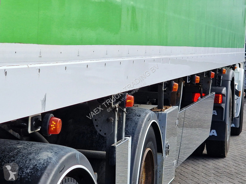 Полуприцеп Ekeri 2 axle box with sidedoors -...