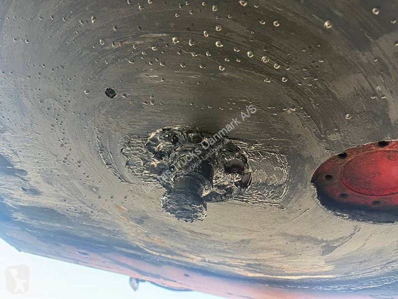 Полуприцеп  4 axle Hardox Tipper / 4 achse...