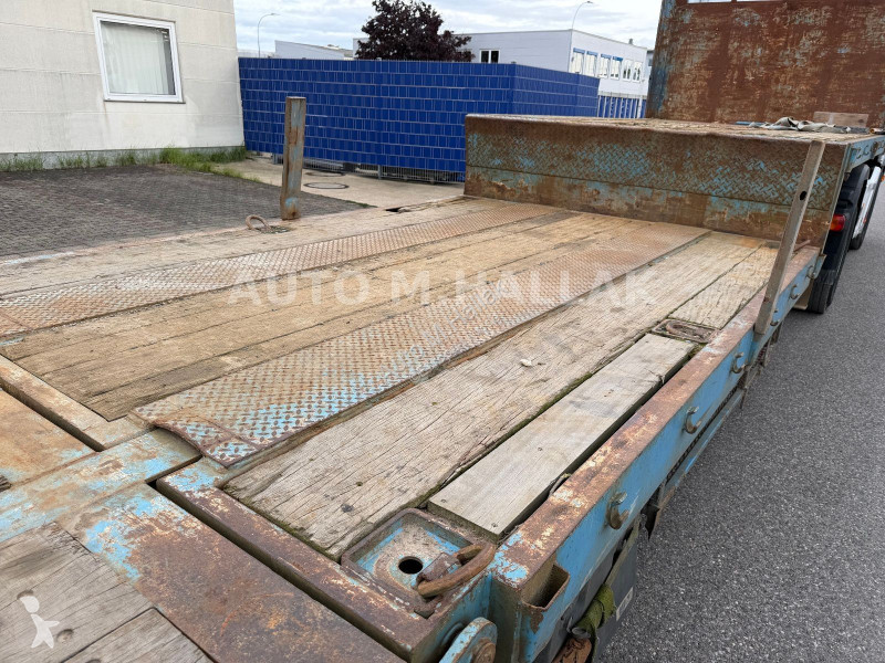 Semitrailer Kaiser Tieflader 45 t Hydr. Rampen...