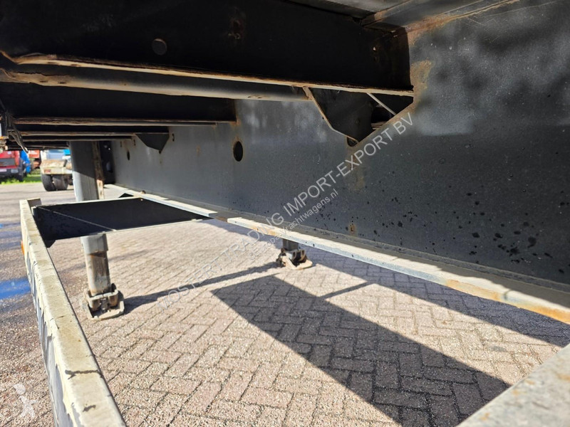 Krone 27 - BPW Axles - Disc Brakes 3-axle...