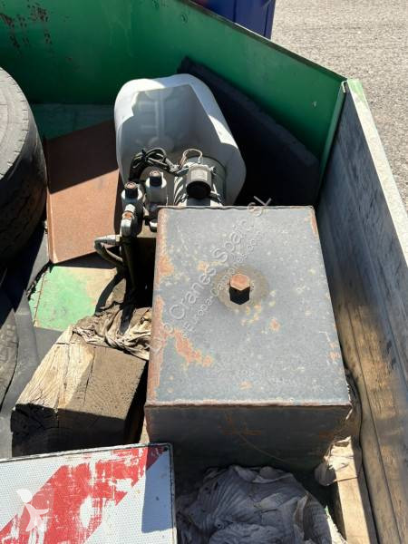 Trayl-ona GP3BMA13T semi-trailer