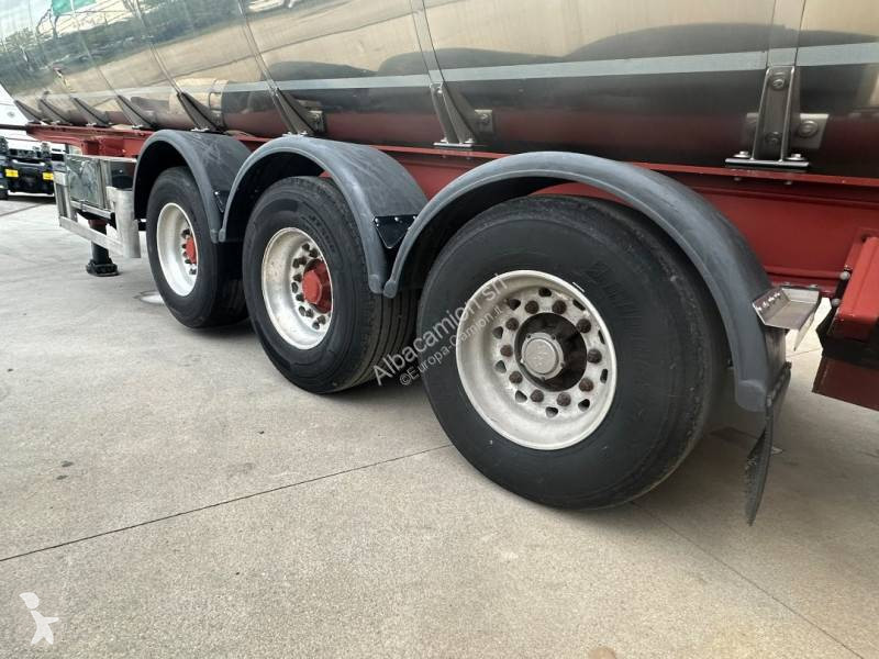 Menci  semi-trailer
