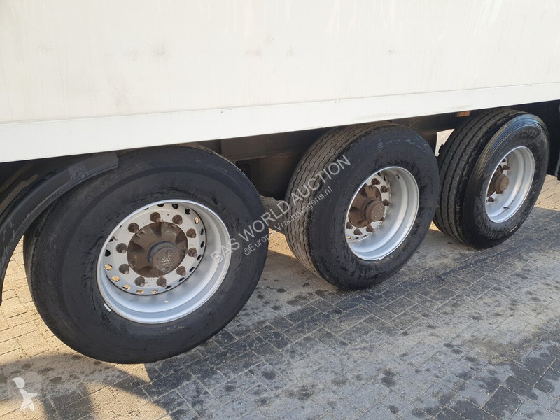Spier SGL390 semi-trailer