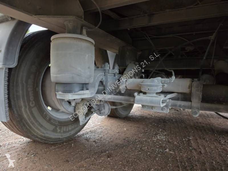 Sættevogn Fruehauf T34C con laterales abatibles...