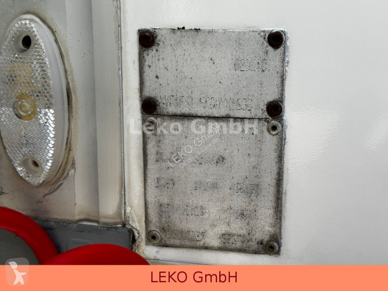 Félpótkocsi Fruehauf Mit Carrier Vector 1950 Mt