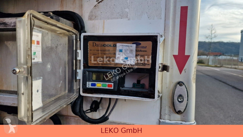 نصف مقطورة Fruehauf Frigo Semi 38T Vector...