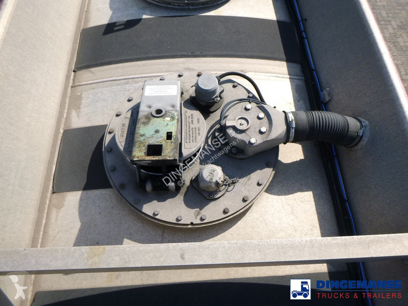 Semiremorca  Fuel tank alu 42.8 m3 / 6 comp + pump