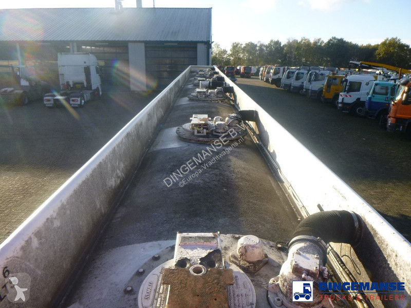 Semiremorca LAG Fuel tank alu 44.4 m3 / 6 comp...
