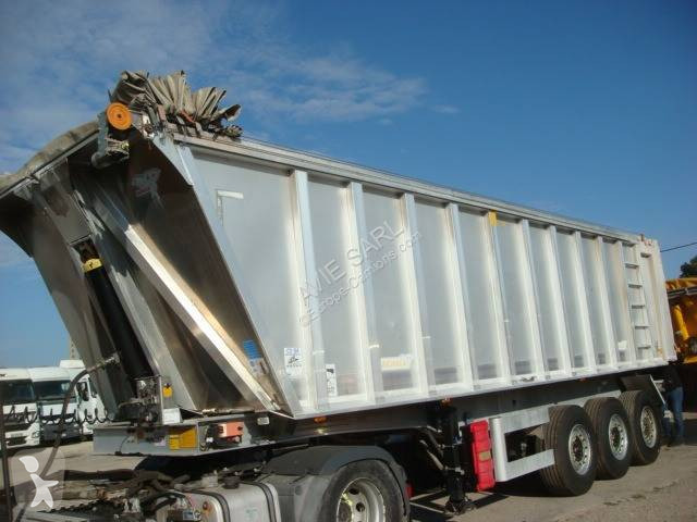 Semitrailer Benalu BENNE CEREALIERE 40M3 2013