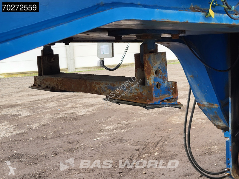 Semitrailer Nooteboom BAZ-66 4xLenkachse...