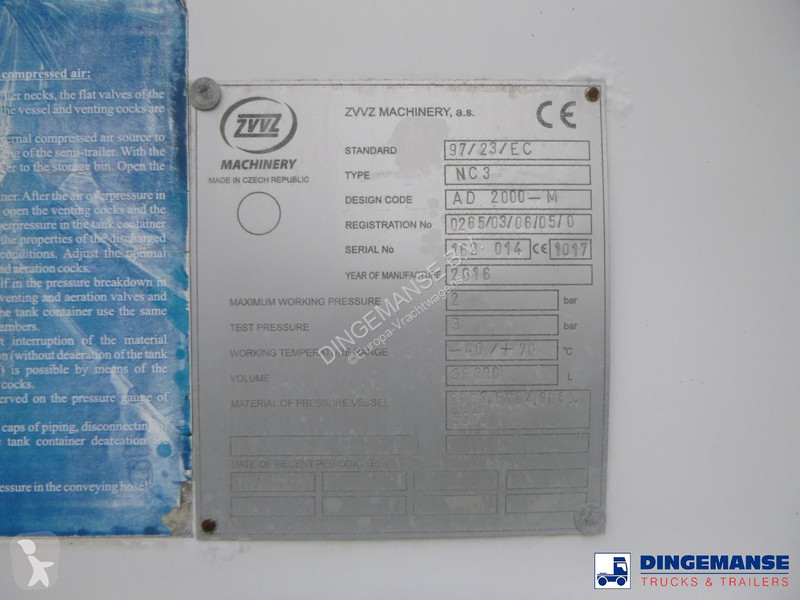 Semi remorque  Powder tank alu 36 m3