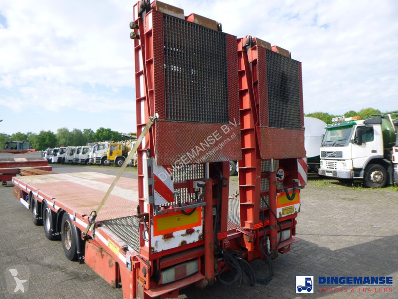 Semiremorca Turbo's Hoet 3-axle semi-lowbed...