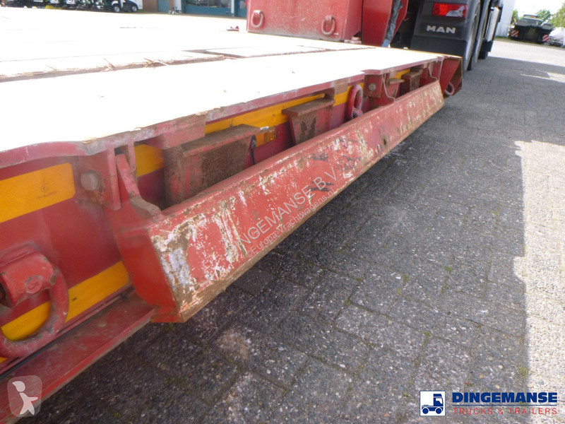 Semiremorca Faymonville 4-axle lowbed trailer...