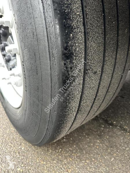 Semitrailer Schwarzmüller 3-Achs Tautliner...
