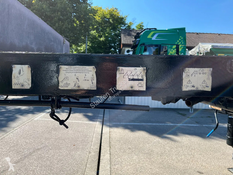 Semitrailer Goldhofer STZ -TL 3 -33/80 3-Achs...