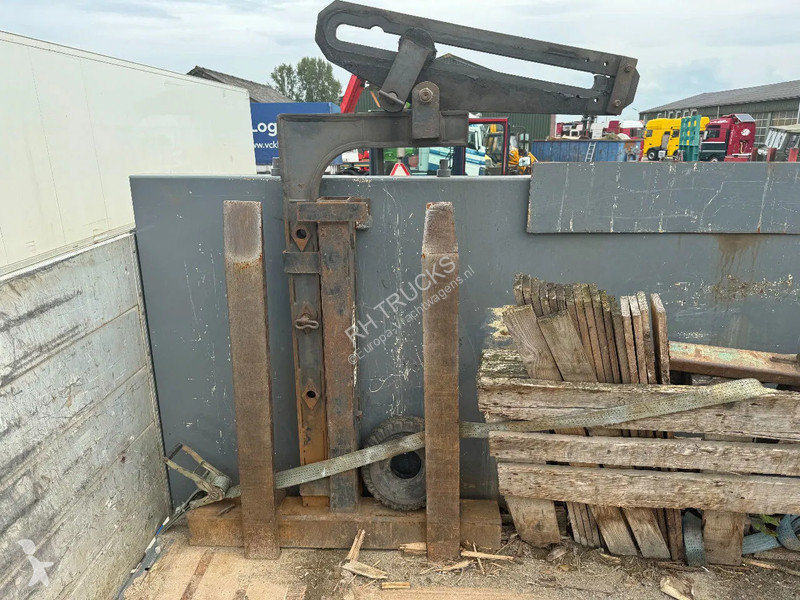 Oplegger KWB 2 LIFT + 2 STUURASSEN KENNIS...