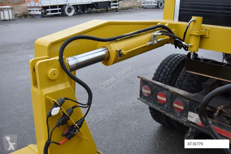 Oplegger Donat Front loading hydraulic lowbed