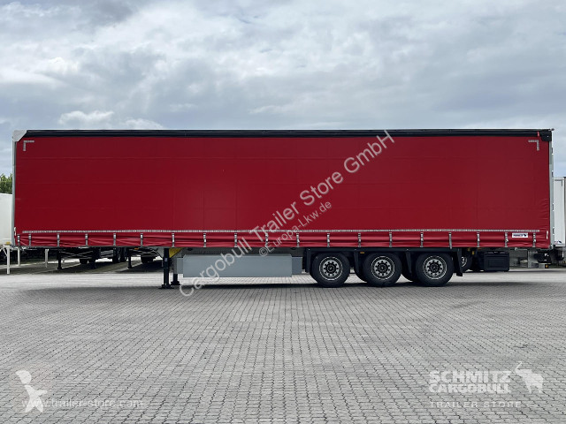 Semirimorchio Schmitz Cargobull Curtainsider Mega