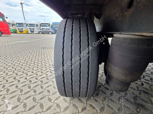 Semitrailer Krone / Textil / Liftachse