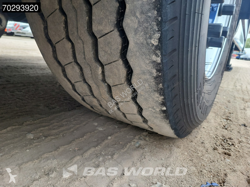 Semitrailer Schmitz Cargobull SCB*S3 Low Hours...