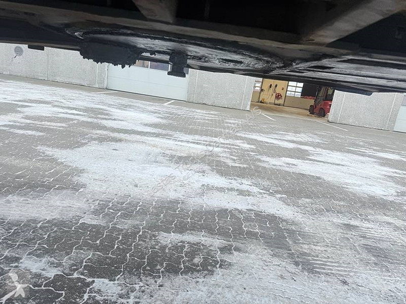 نصف مقطورة Krone Curtainsider / City-Plane LBW