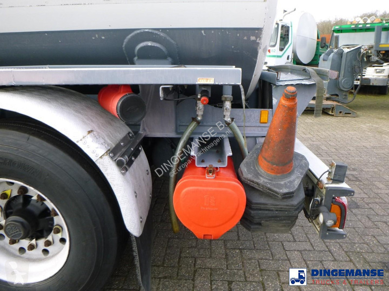 Semi remorque LAG Fuel tank alu 44.4 m3 / 6...