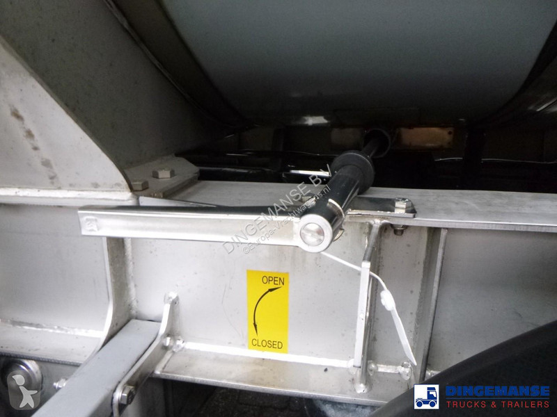 نصف مقطورة Van Hool Food tank inox 62 m3 / 3 comp