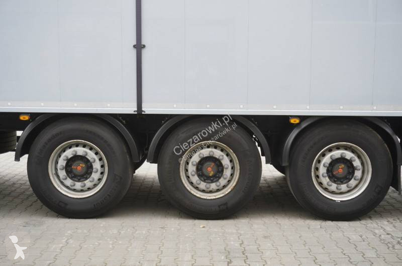 نصف مقطورة Schwarzmüller Walking floor...