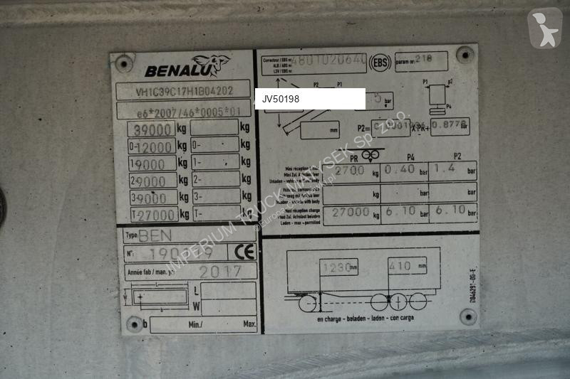 نصف مقطورة Benalu