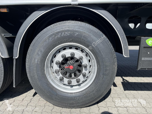 نصف مقطورة Berger Curtainsider Standard Getränke