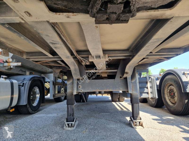 نصف مقطورة Schmitz Cargobull SK010