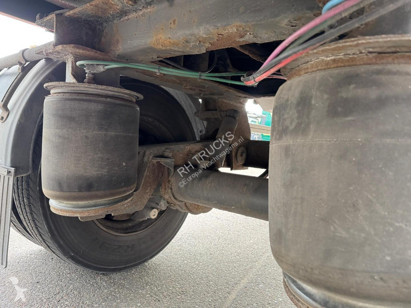 نصف مقطورة  1 AS 1 AXLE + BOX 9,1 METER INSIDE...