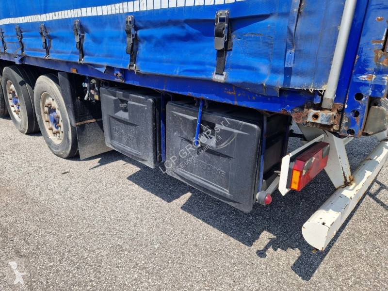 نصف مقطورة Krone SDP27