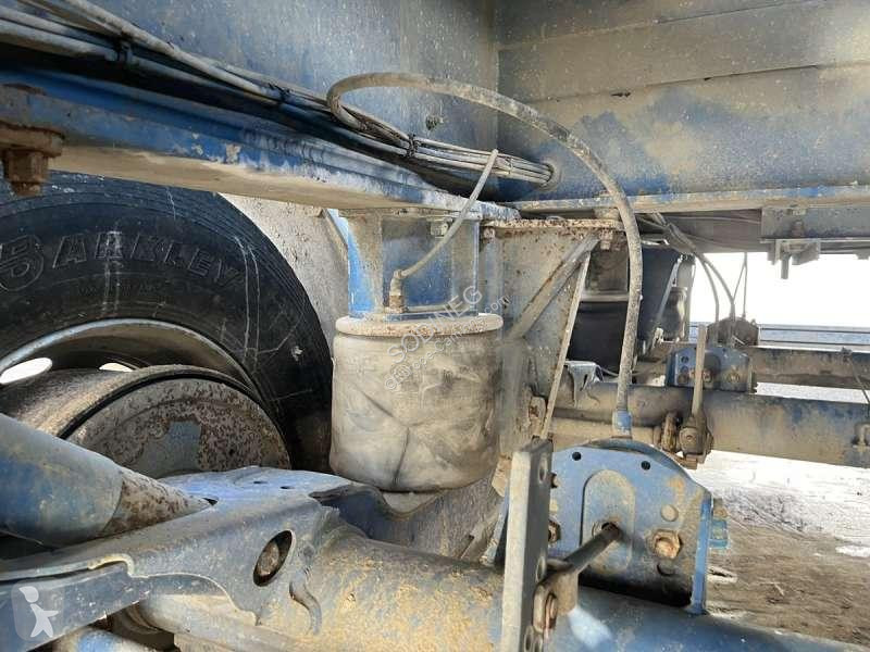 Semi remorque Benalu  3 ESSIEUX