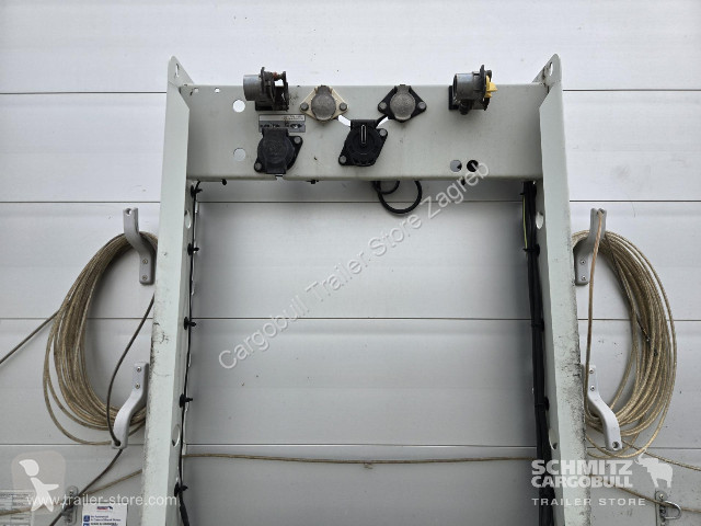 نصف مقطورة Schmitz Cargobull Semitrailer...
