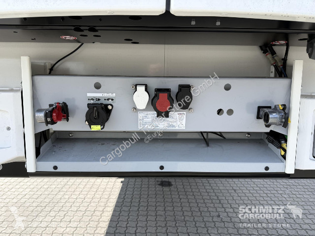 نصف مقطورة Schmitz Cargobull Tiefkühler...
