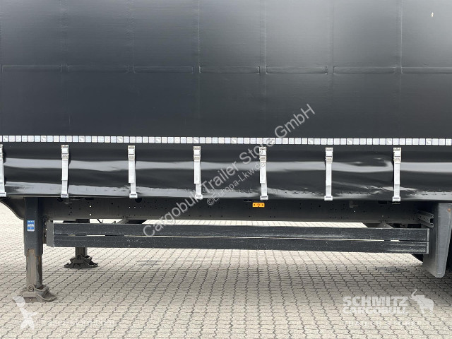نصف مقطورة Schmitz Cargobull Curtainsider Mega...