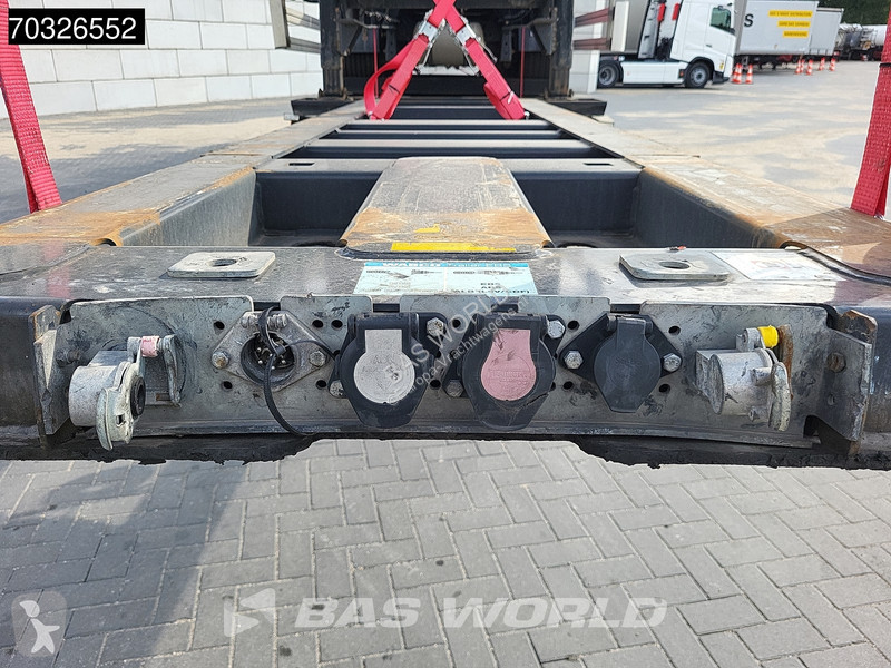 نصف مقطورة Kässbohrer CS Lift Axle BPW 40ft
